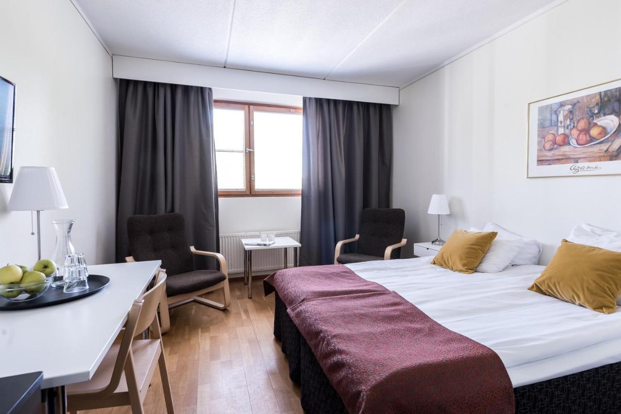 Hotel Hermica Tampere Exterior photo